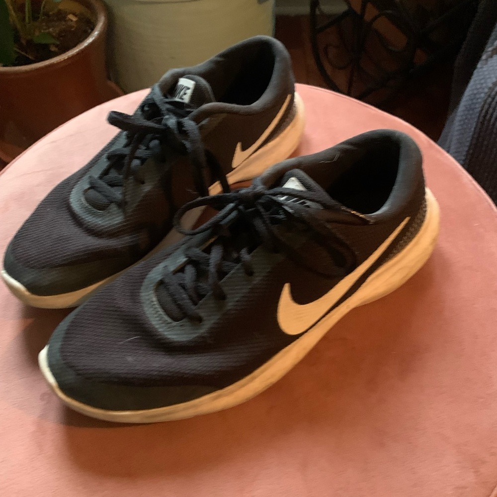 Classic Nike Sneakers (size 8.5)